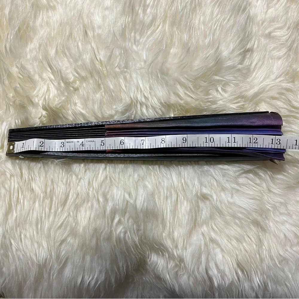 Hand Fan with Multicolor Pattern - Picture 5 of 5